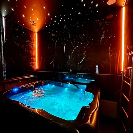 Logement Prive Avec Jacuzzi Haut De Gamme ! Pres De L'Aeroport De Charleroi Exterior foto