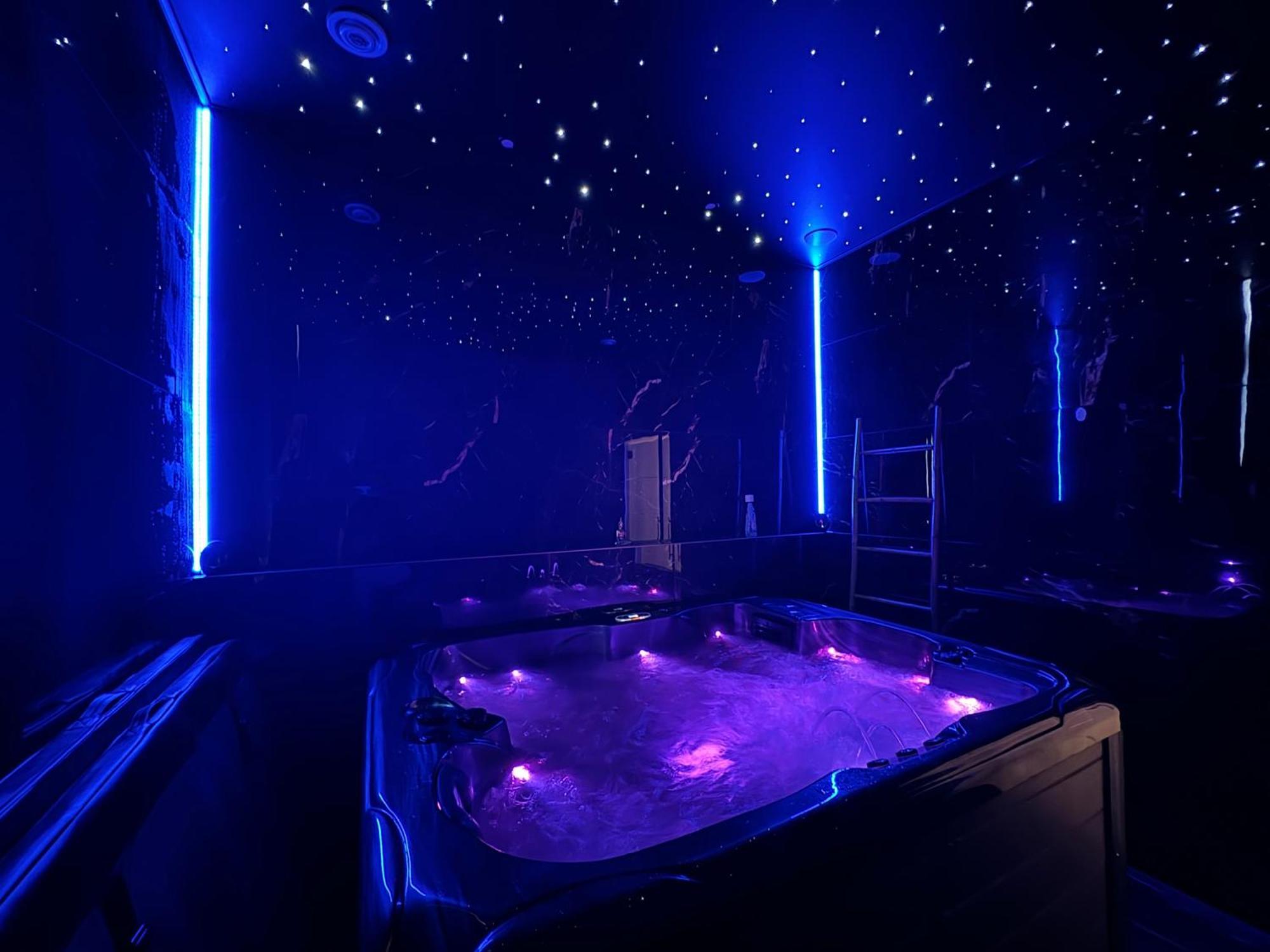 Ferienhaus Prive Avec Jacuzzi De Gamme ! Pres De L'aeroport De Charleroi